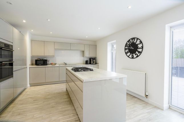 21, Pedlars Close, Newcastle Upon Tyne photo 4