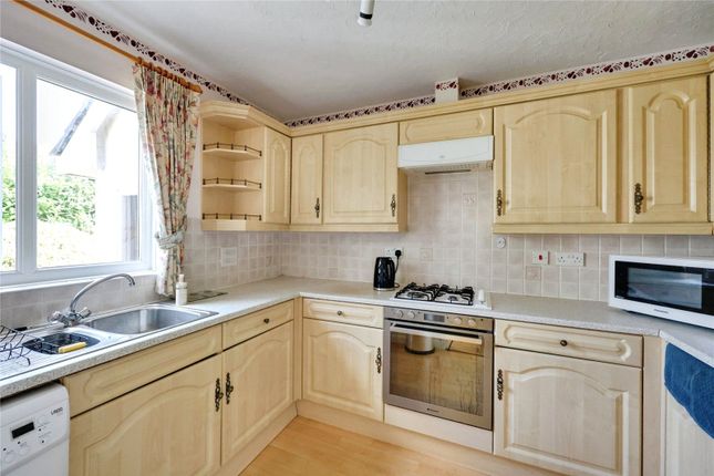 6, Hele Close, Barnstaple photo 4