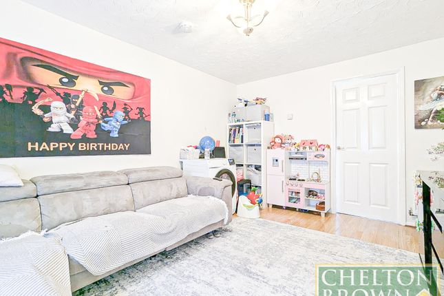 17, Hedgely Court, Northampton photo 3