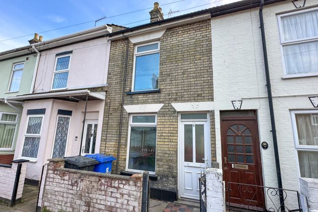Terraced house to rent in Cathcart Street, Lowestoft NR32