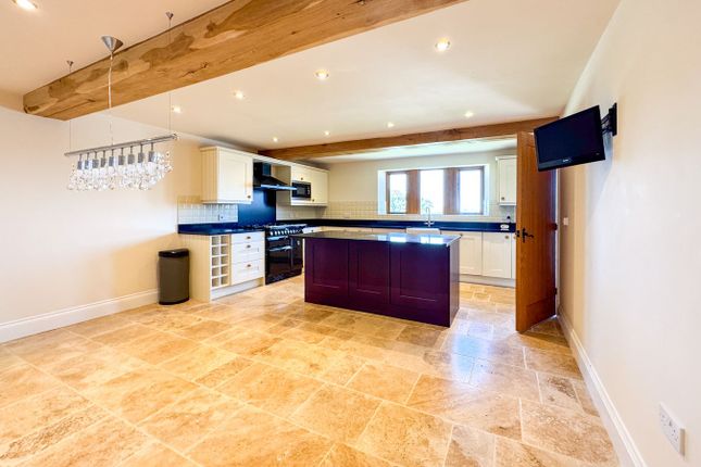 5 Moorfield Farm, Bradshaw Road, Holmfirth photo 2