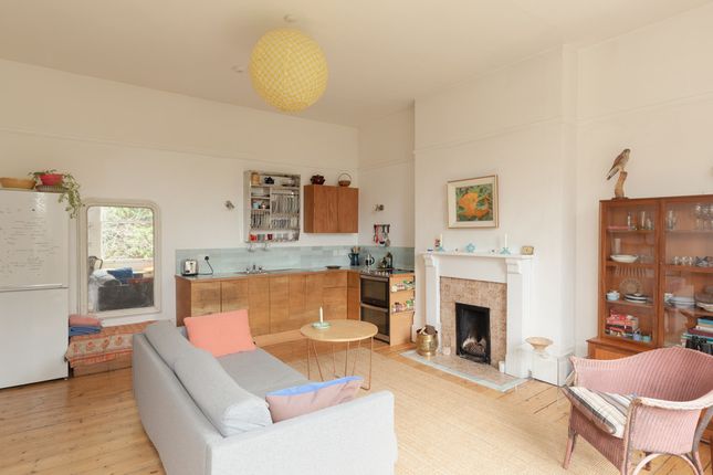 Flat 3, 76, Wickham Road, Brockley photo 3