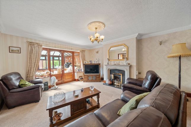 95 Heath Lane, Warrington photo 4