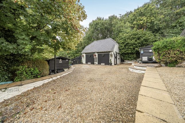 30, Berricott Lane, Wiltshire photo 4