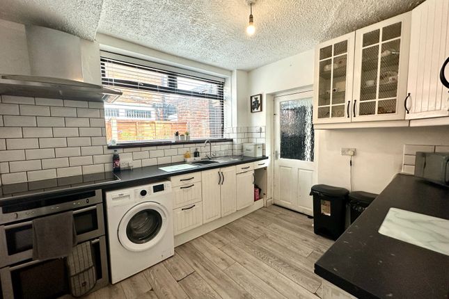 24, Wavell Road, Walsall photo 2