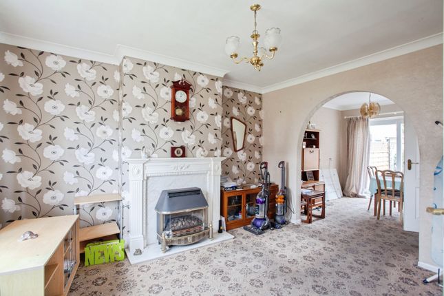 37, Maple Croft Crescent, South Yorkshire photo 4