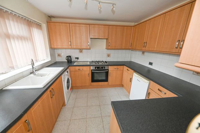 45, Haslar Crescent, Waterlooville photo 3