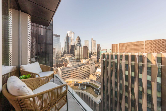 Cutler street, Aldgate, London  photo 4