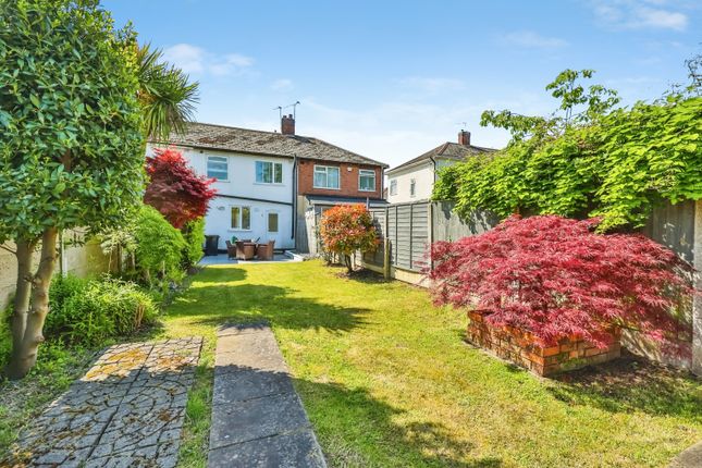 8, Beauvale Crescent, Hucknall photo 4