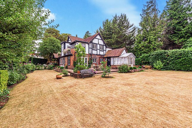 4 bed detached house for sale in Station Road, Lower Shiplake, Henley-On-Thames, Oxfordshire RG9