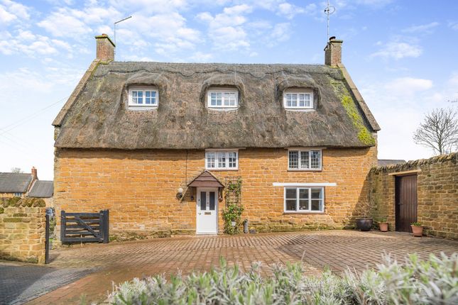 Thumbnail Cottage for sale in Church Lane Kislingbury, Northamptonshire