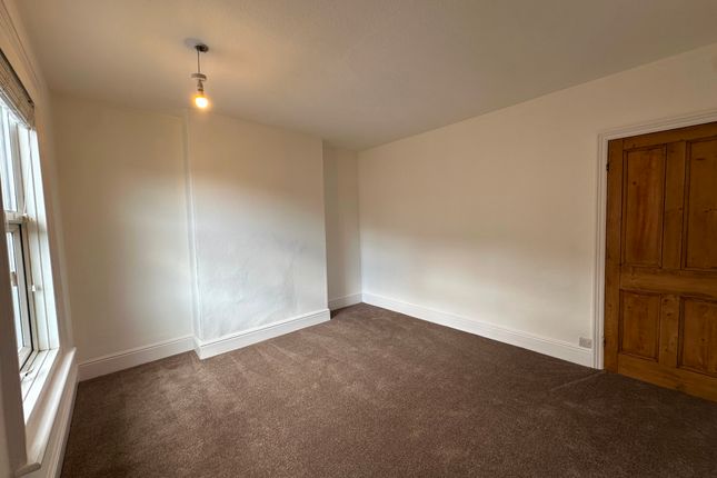 4 Breedon Hill Road, Derby photo 3