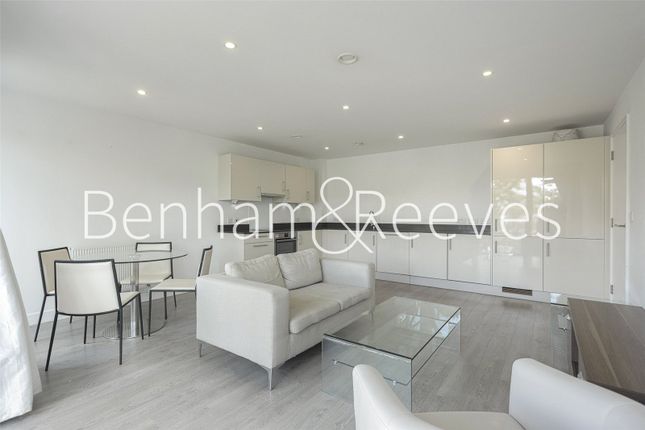 Spa Road, London photo 4