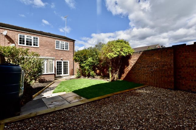 Thumbnail End terrace house to rent in Rookwood Avenue, Owlsmoor, Sandhurst