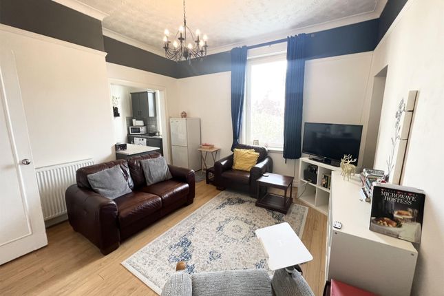 Flat 3 4, Galloway Place, Saltcoats photo 3