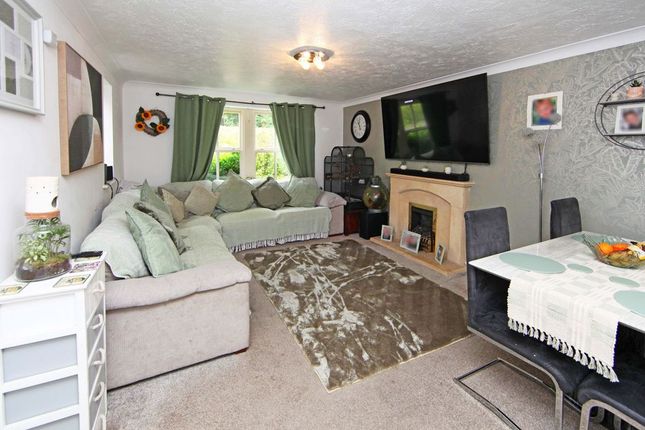 14, Merganser Close, Telford photo 3