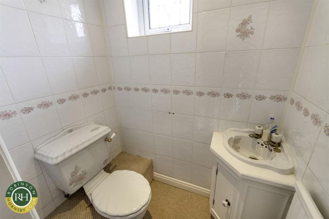 377b, Goodison Boulevard, Doncaster photo 4