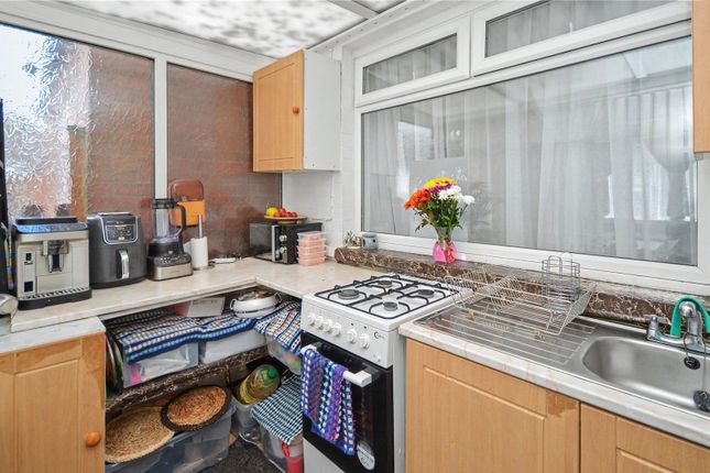 121, Allenby Road, West Yorkshire photo 3
