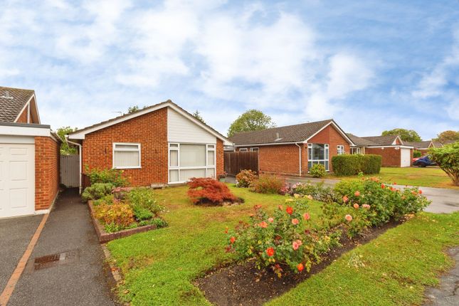 2-bed house on 9, Irvine Drive, Aylesbury, £1,600/mo