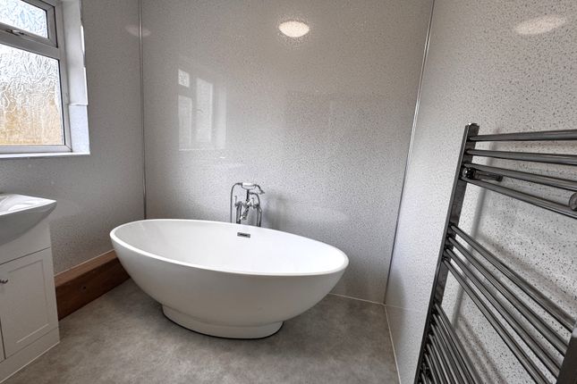 Manor Farm Cottage, 1, BEDFORD photo 3