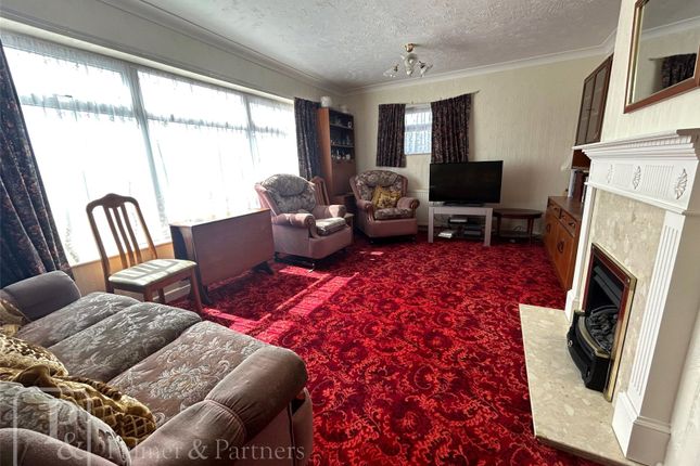 Bungalow for sale in St. Johns Road, Clacton-On-Sea, Essex