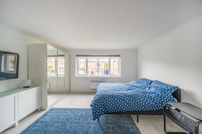 Flat 24, Sheridan Lodge, Barnet photo 4