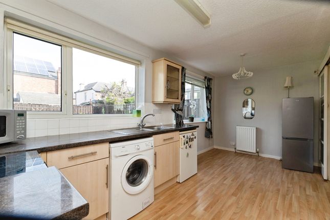 42, Westbeck Gardens, Middlesbrough photo 4