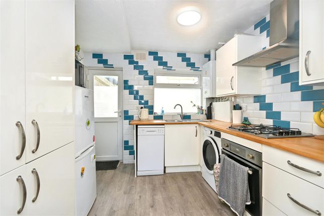 33, Etchingham Road, Eastbourne photo 3