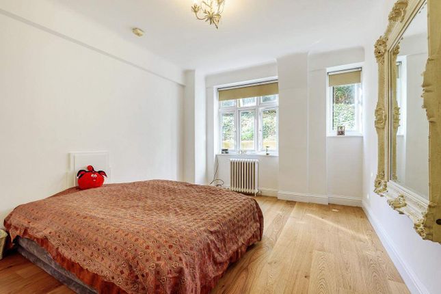 Studio for sale in Hall Road, London
