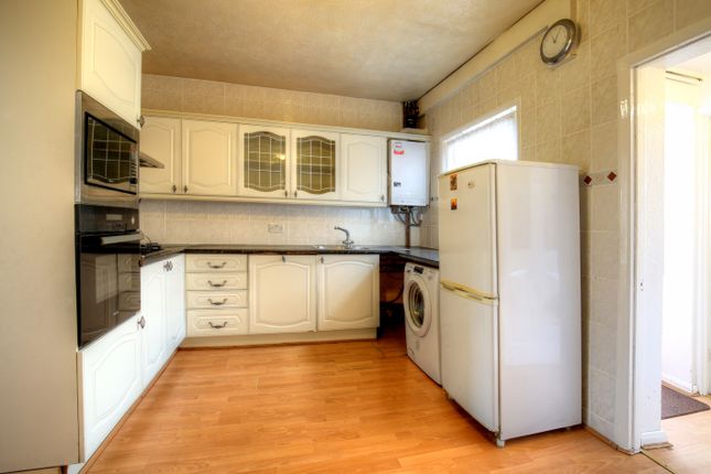 41, Cedar Road, Erith photo 5