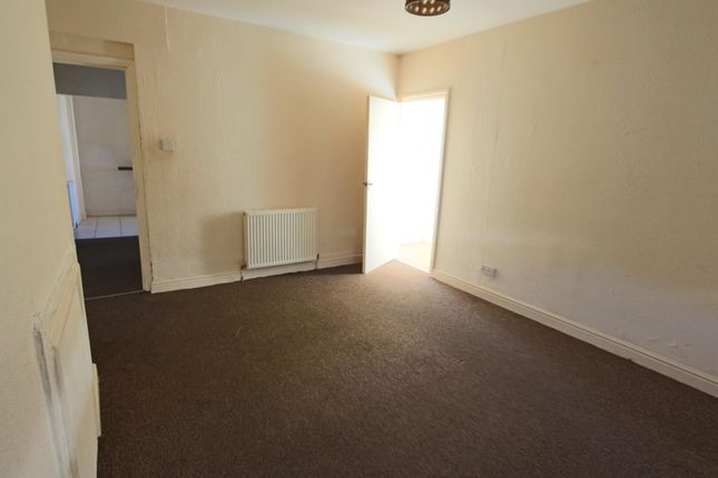 75, Buccleuch Street, Kettering, Northants NN16, Northants photo 3