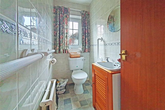 Ashgrove, Llandrindod Wells photo 4
