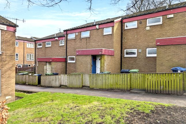 1-bed flat on 43 Stainton Drive, 43 Stainton Drive, Gateshead, £14,000