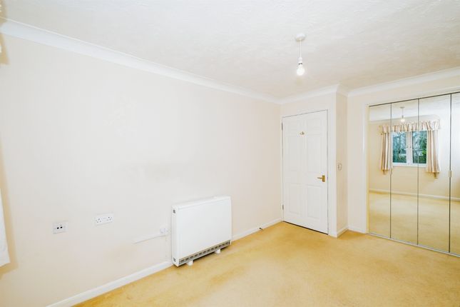Flat 28, Alexandra Court, 14, St. Peters Close, Hove photo 3