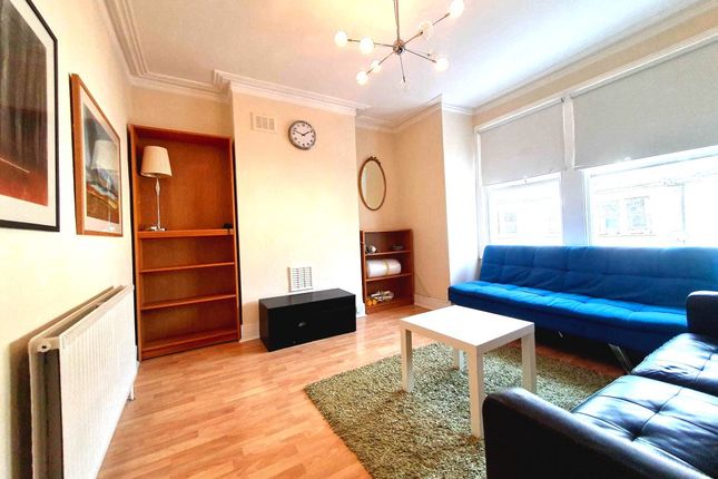 Treport Street, Wandsworth photo 3