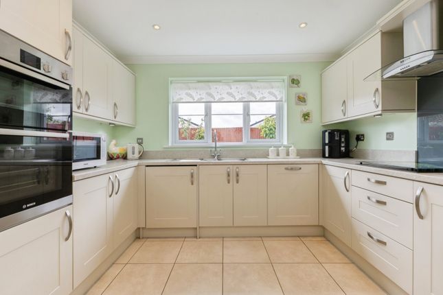 10, Bloodhound Road, Thetford photo 3