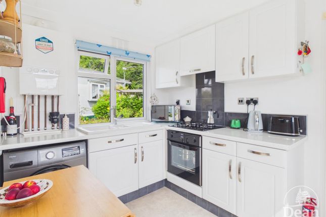 1A, Sunnyhill Road, Cinderford photo 2