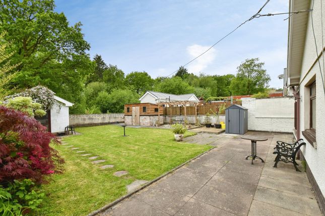 172, Hendre Road, Ammanford photo 3
