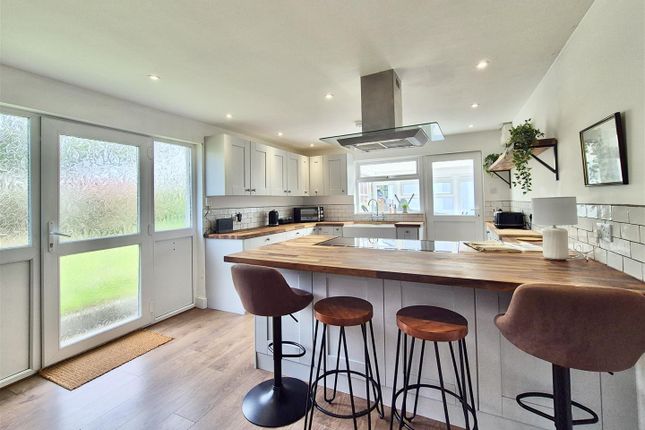 5, Mill Close, Porthleven photo 4