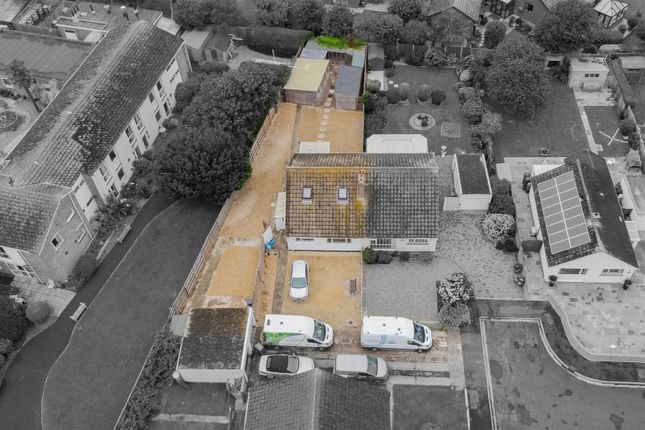 16, Birch Lawn, Burnham-On-Sea photo 2