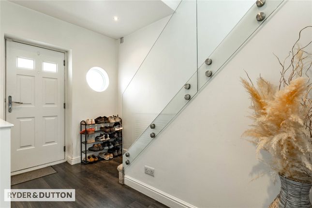 17, Parkfield Drive, Manchester photo 3