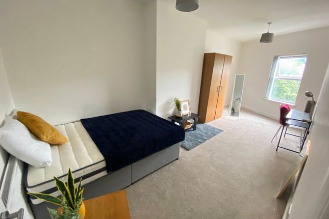 Thumbnail Room to rent in Aigburth Road, Liverpool