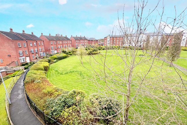 Flat for sale in Horseshoe Crescent, Great Barr, Birmingham