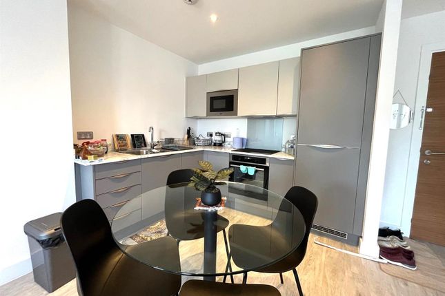 Atelier, 265 Chapel Street, Salford photo 3