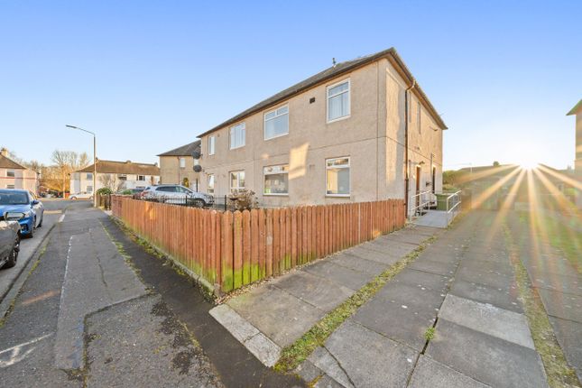 2-bed flat on 9, Bank Street, Grangemouth, £79,995