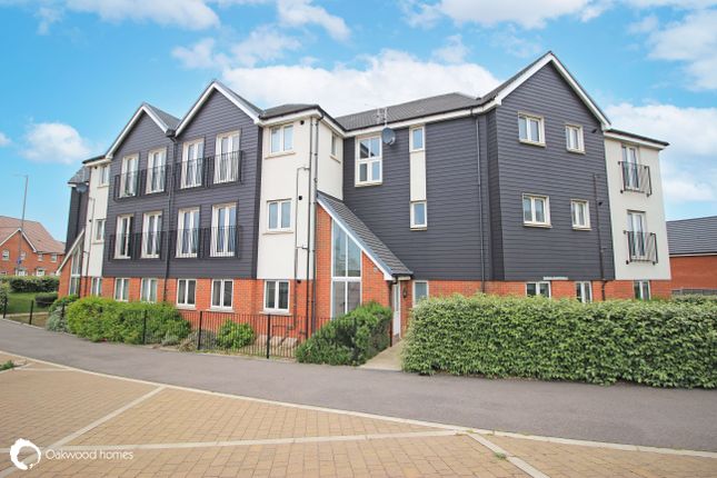 Thumbnail Flat for sale in Castle Drive, Margate