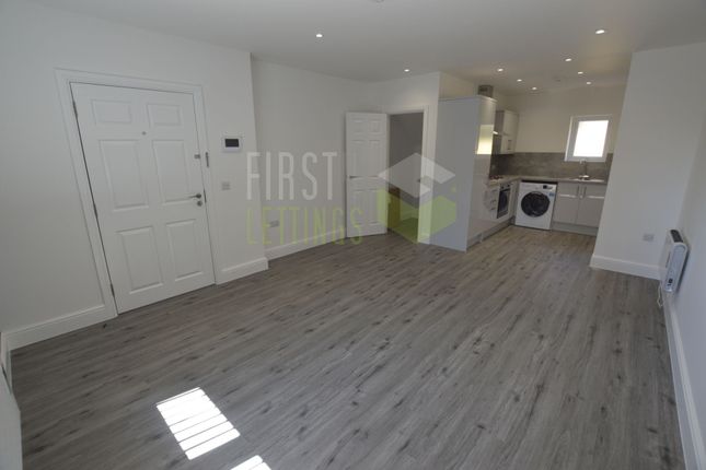 Thumbnail Studio to rent in Brentwood Road, Clarendon Park