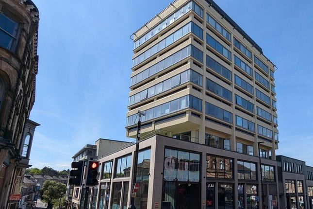 2-bed flat on Parliament Street, Harrogate, £245,000