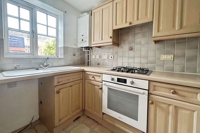 8 Banc Gwyn, Bridgend photo 3