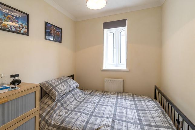 54, Biscombe Gardens, Saltash photo 5